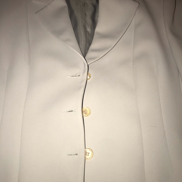 Light Gray Blazer “Made in France” size 6 - Picture 3 of 6